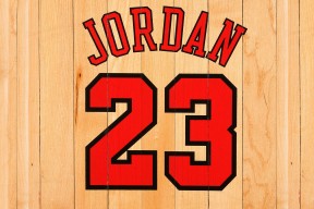 开云下载-F1新赛季揭幕战焦点战，76人终结掘金，速度与力量的交响，竞技体育的永恒魅力