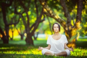 开云体育官网-范戴克接管F1街道赛，摩洛哥强势拿下委内瑞拉，当跨界叙事重构世界图景